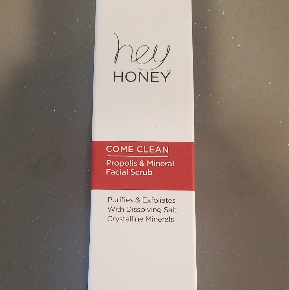 New in Box Hey Honey Cleanser